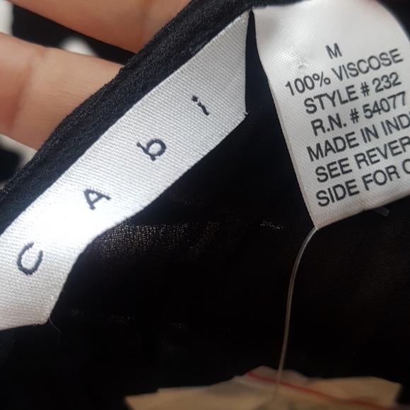 NWT Cabi Black& White embroidred blouse size M - Picture 7 of 7